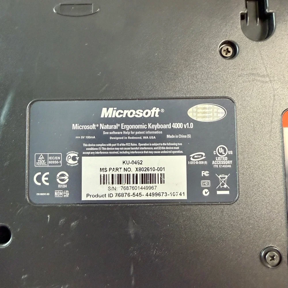 Microsoft Natural Ergonomic Keyboard 4000 v1.0 KU-0462 Wired USB Black Silver
